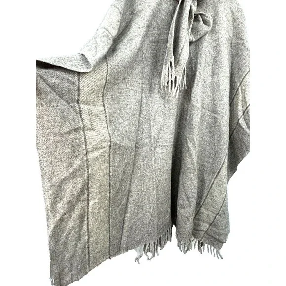 Artesanias Reyes Wool Brown Knit Long Shawl Cape Fringe Boho Soft Warm One Size - Picture 10 of 12